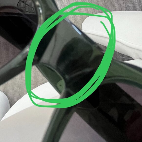 illesteva Vito Sunglasses - limited edition color (green) - Picture 6 of 6